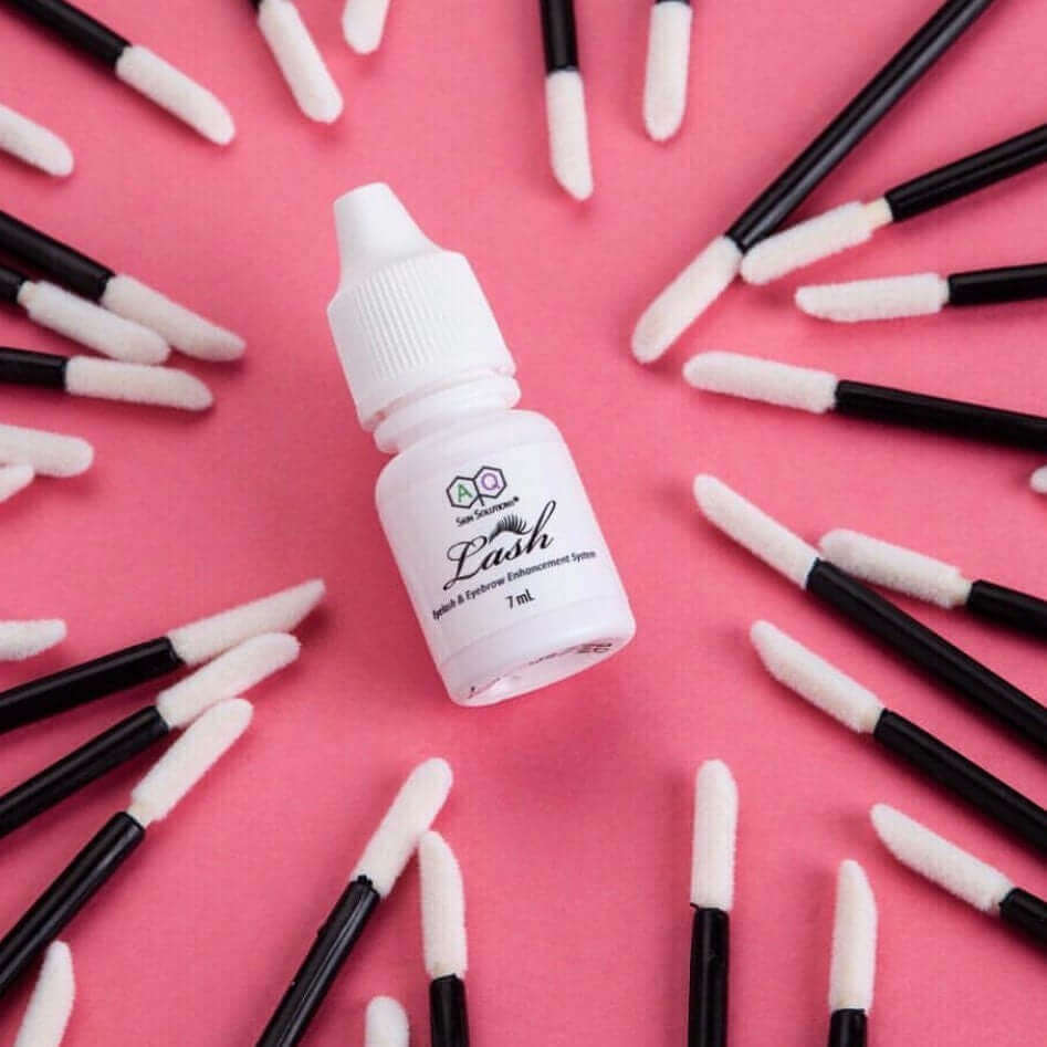 まつげの悩みに終止符：本当に「長く、太くなる」まつげ育毛剤「ラッシュ」（前編）